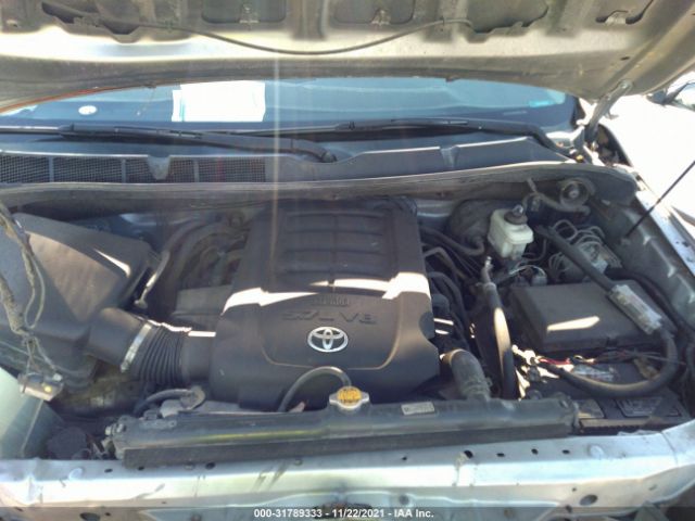 Photo 9 VIN: 5TFRY5F13CX117662 - TOYOTA TUNDRA 2WD TRUCK 