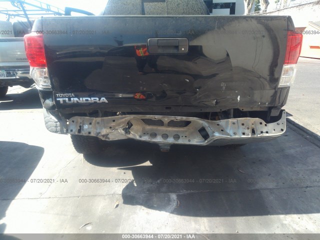 Photo 5 VIN: 5TFRY5F13CX124255 - TOYOTA TUNDRA 2WD TRUCK 