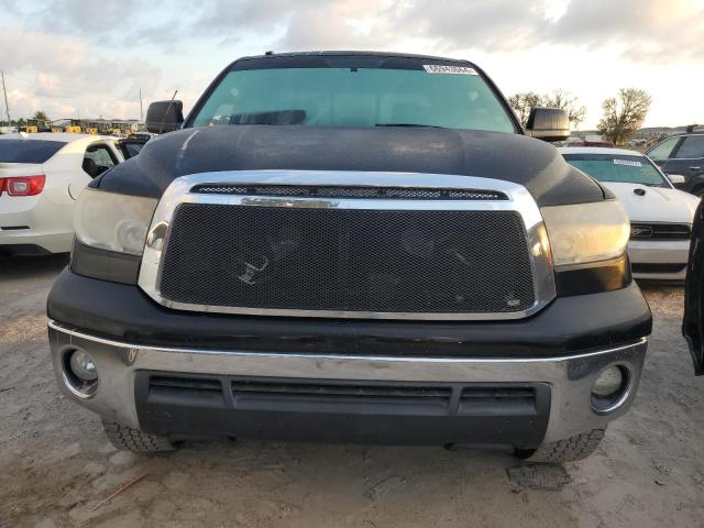 Photo 4 VIN: 5TFRY5F13CX124580 - TOYOTA TUNDRA DOU 