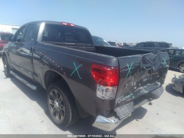 Photo 2 VIN: 5TFRY5F13DX139212 - TOYOTA TUNDRA 2WD TRUCK 