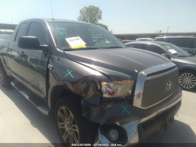 Photo 5 VIN: 5TFRY5F13DX139212 - TOYOTA TUNDRA 2WD TRUCK 