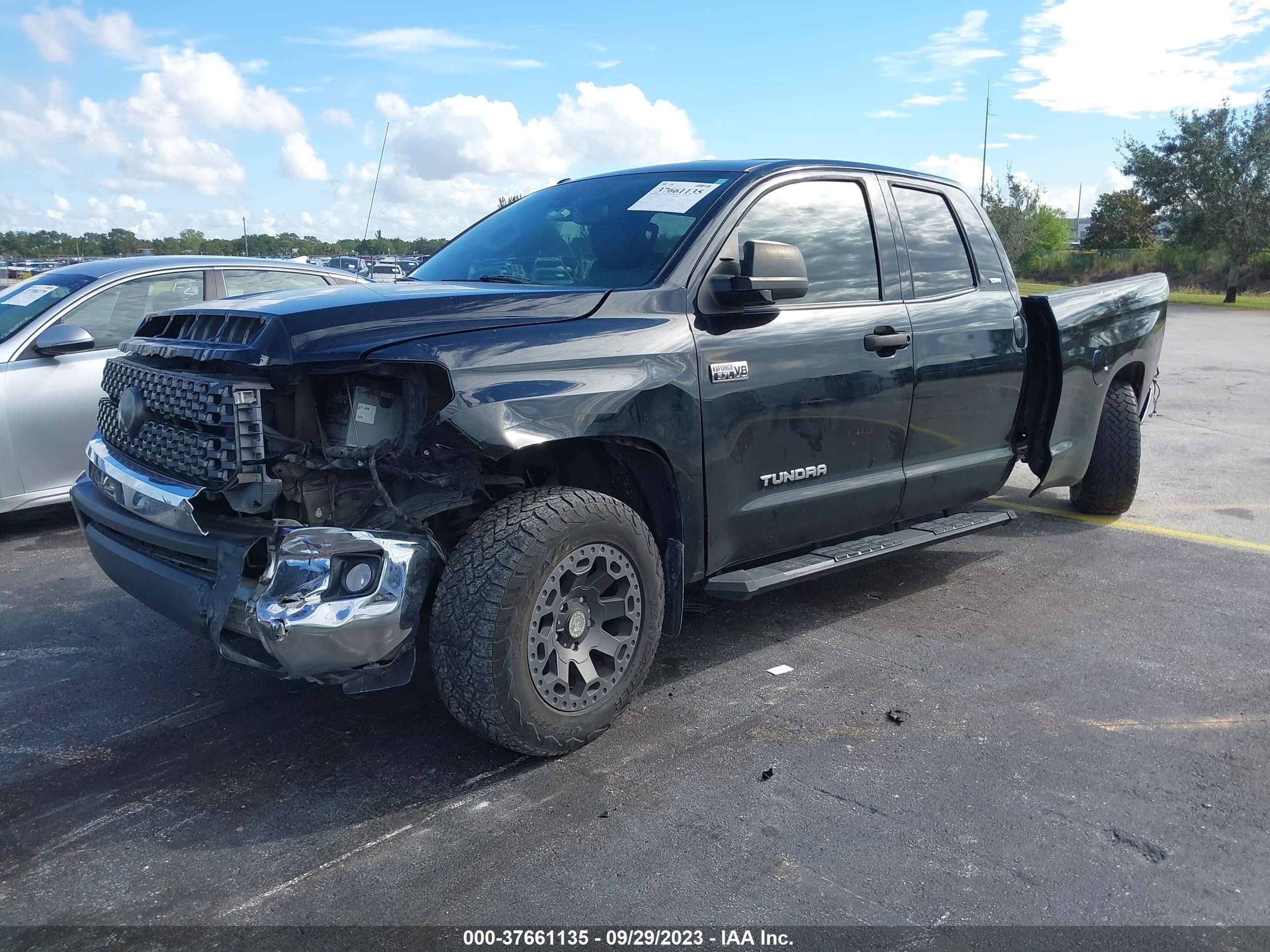 Photo 1 VIN: 5TFRY5F13JX236521 - TOYOTA TUNDRA 