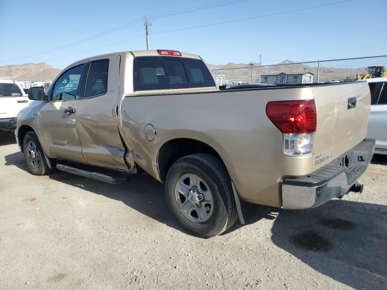 Photo 1 VIN: 5TFRY5F14AX083180 - TOYOTA TUNDRA 