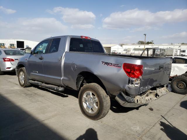 Photo 2 VIN: 5TFRY5F14AX092882 - TOYOTA TUNDRA DOU 