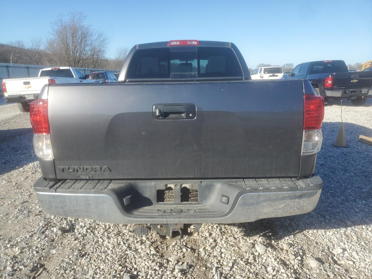 Photo 5 VIN: 5TFRY5F14DX139543 - TOYOTA TUNDRA 