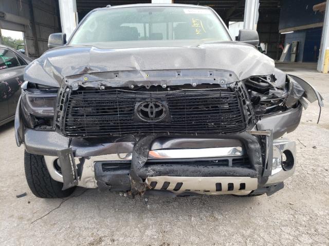 Photo 8 VIN: 5TFRY5F14DX144127 - TOYOTA TUNDRA DOU 