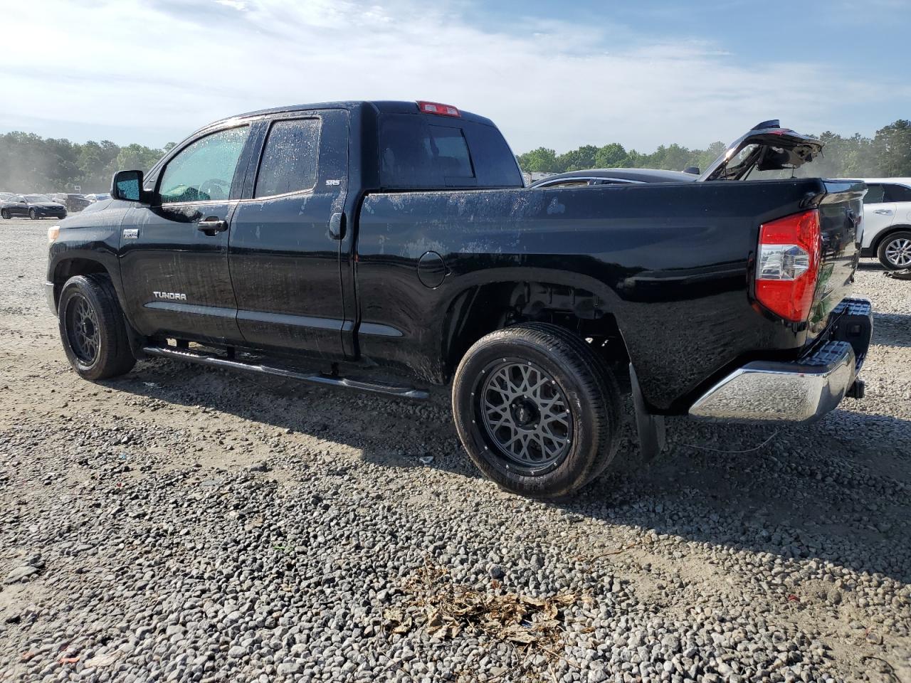 Photo 1 VIN: 5TFRY5F14EX147983 - TOYOTA TUNDRA 