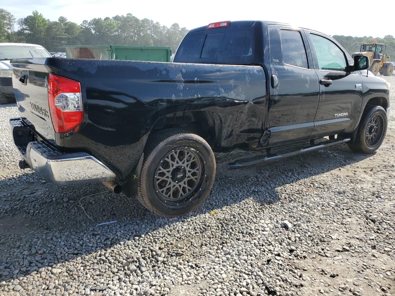 Photo 2 VIN: 5TFRY5F14EX147983 - TOYOTA TUNDRA 