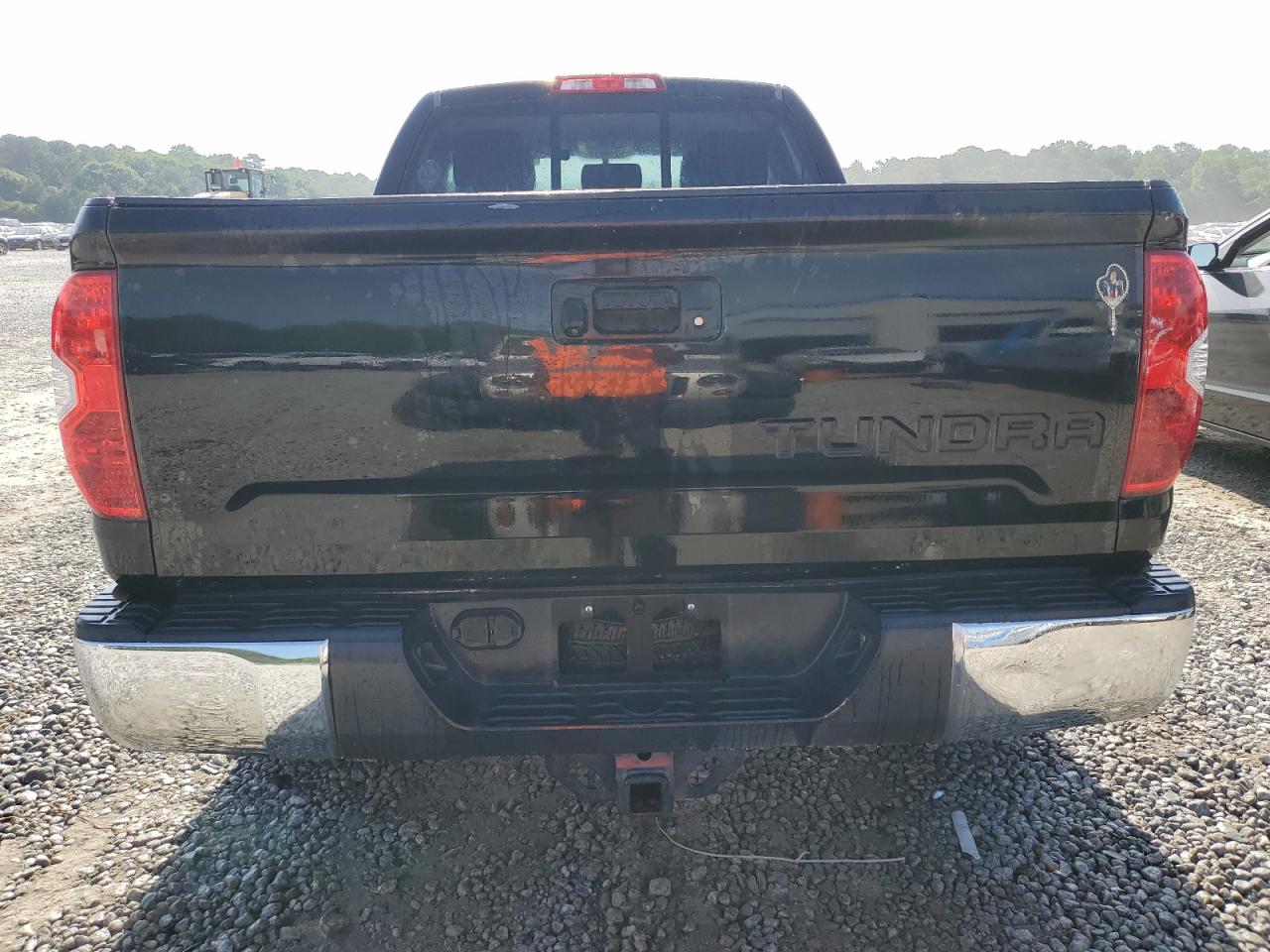 Photo 5 VIN: 5TFRY5F14EX147983 - TOYOTA TUNDRA 