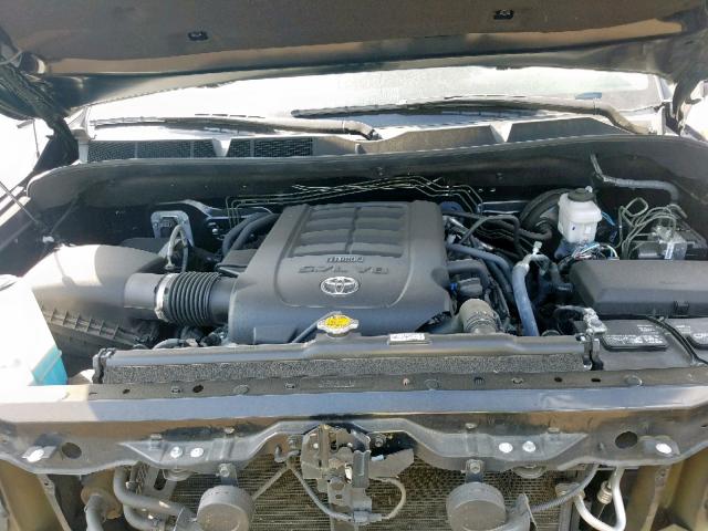 Photo 6 VIN: 5TFRY5F14GX192490 - TOYOTA TUNDRA DOU 