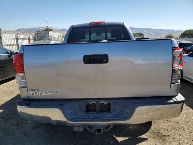 Photo 5 VIN: 5TFRY5F15AX094608 - TOYOTA TUNDRA DOU 