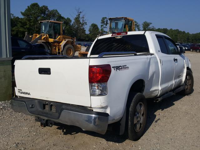 Photo 3 VIN: 5TFRY5F15BX105334 - TOYOTA TUNDRA DOU 