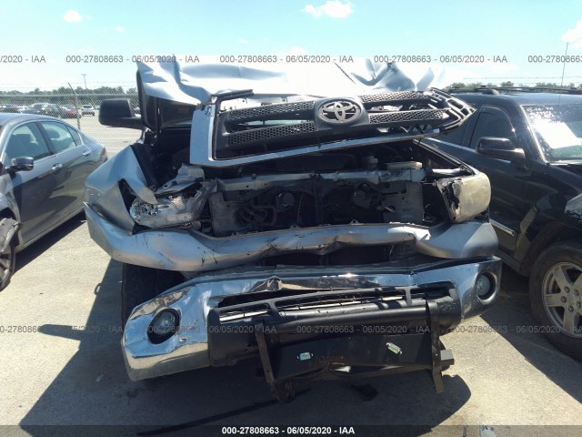 Photo 5 VIN: 5TFRY5F15BX107942 - TOYOTA TUNDRA 2WD TRUCK 