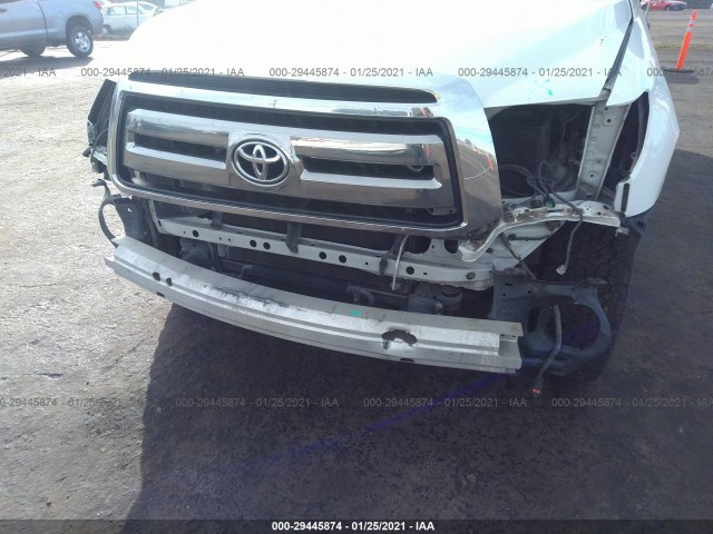 Photo 5 VIN: 5TFRY5F15DX139650 - TOYOTA TUNDRA 2WD TRUCK 