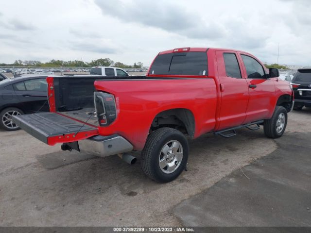 Photo 3 VIN: 5TFRY5F15EX161584 - TOYOTA TUNDRA 2WD TRUCK 