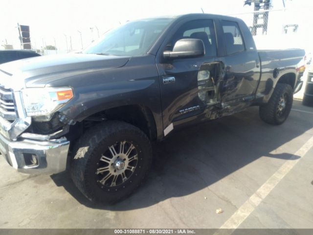 Photo 5 VIN: 5TFRY5F15GX205361 - TOYOTA TUNDRA 2WD TRUCK 