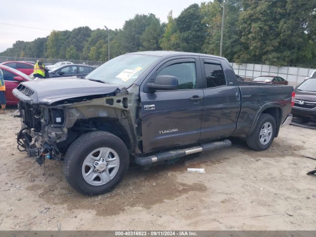 Photo 1 VIN: 5TFRY5F15JX240134 - TOYOTA TUNDRA 