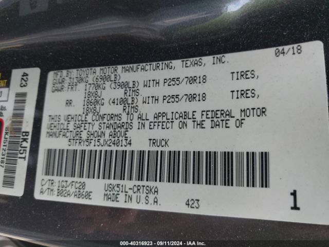 Photo 8 VIN: 5TFRY5F15JX240134 - TOYOTA TUNDRA 