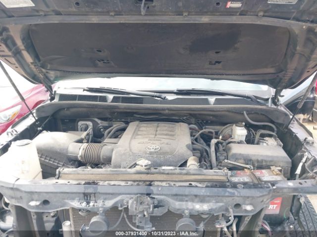 Photo 9 VIN: 5TFRY5F15LX268759 - TOYOTA TUNDRA 2WD 