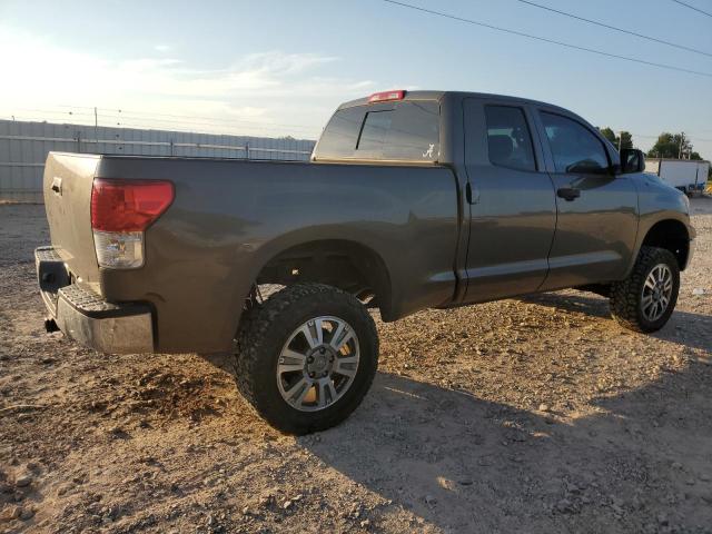 Photo 2 VIN: 5TFRY5F16CX120135 - TOYOTA TUNDRA DOU 