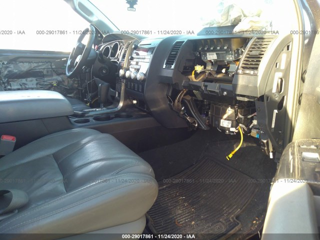 Photo 4 VIN: 5TFRY5F16DX146011 - TOYOTA TUNDRA 2WD TRUCK 