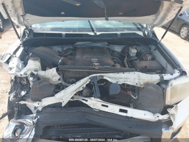 Photo 9 VIN: 5TFRY5F16EX148696 - TOYOTA TUNDRA 