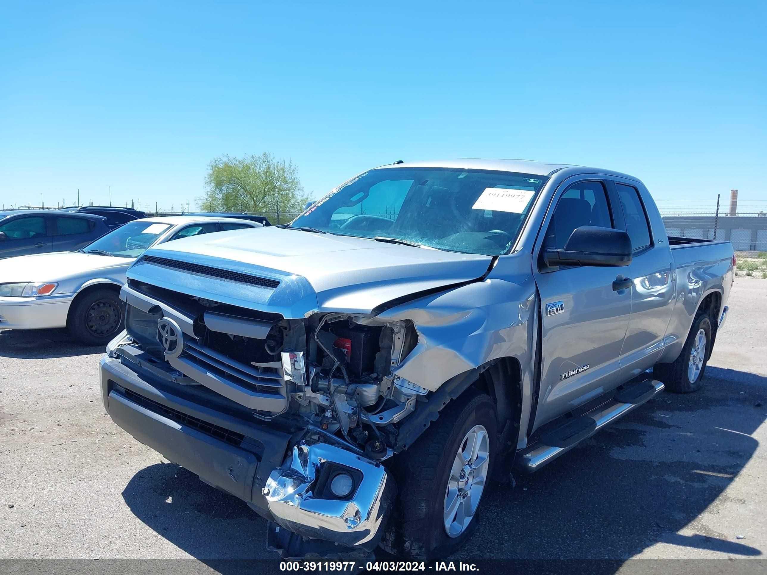 Photo 1 VIN: 5TFRY5F16EX158385 - TOYOTA TUNDRA 