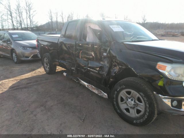 Photo 5 VIN: 5TFRY5F16EX158516 - TOYOTA TUNDRA 2WD TRUCK 