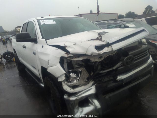 Photo 5 VIN: 5TFRY5F16FX176452 - TOYOTA TUNDRA 2WD TRUCK 