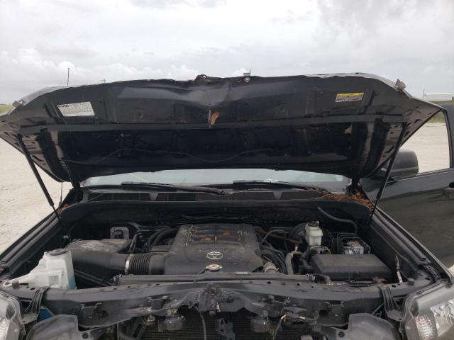 Photo 6 VIN: 5TFRY5F16JX235685 - TOYOTA TUNDRA DOU 