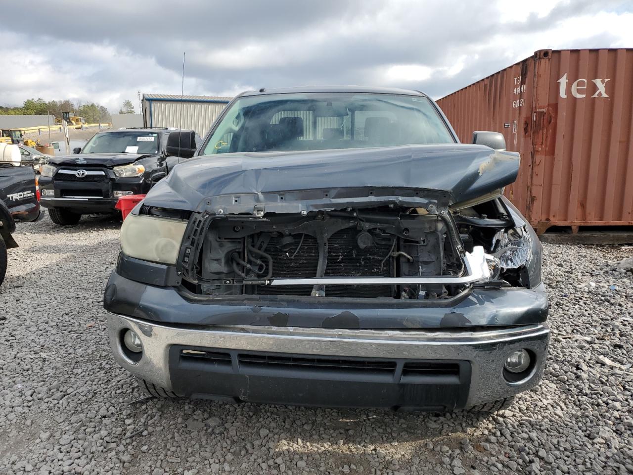 Photo 4 VIN: 5TFRY5F17AX089149 - TOYOTA TUNDRA 