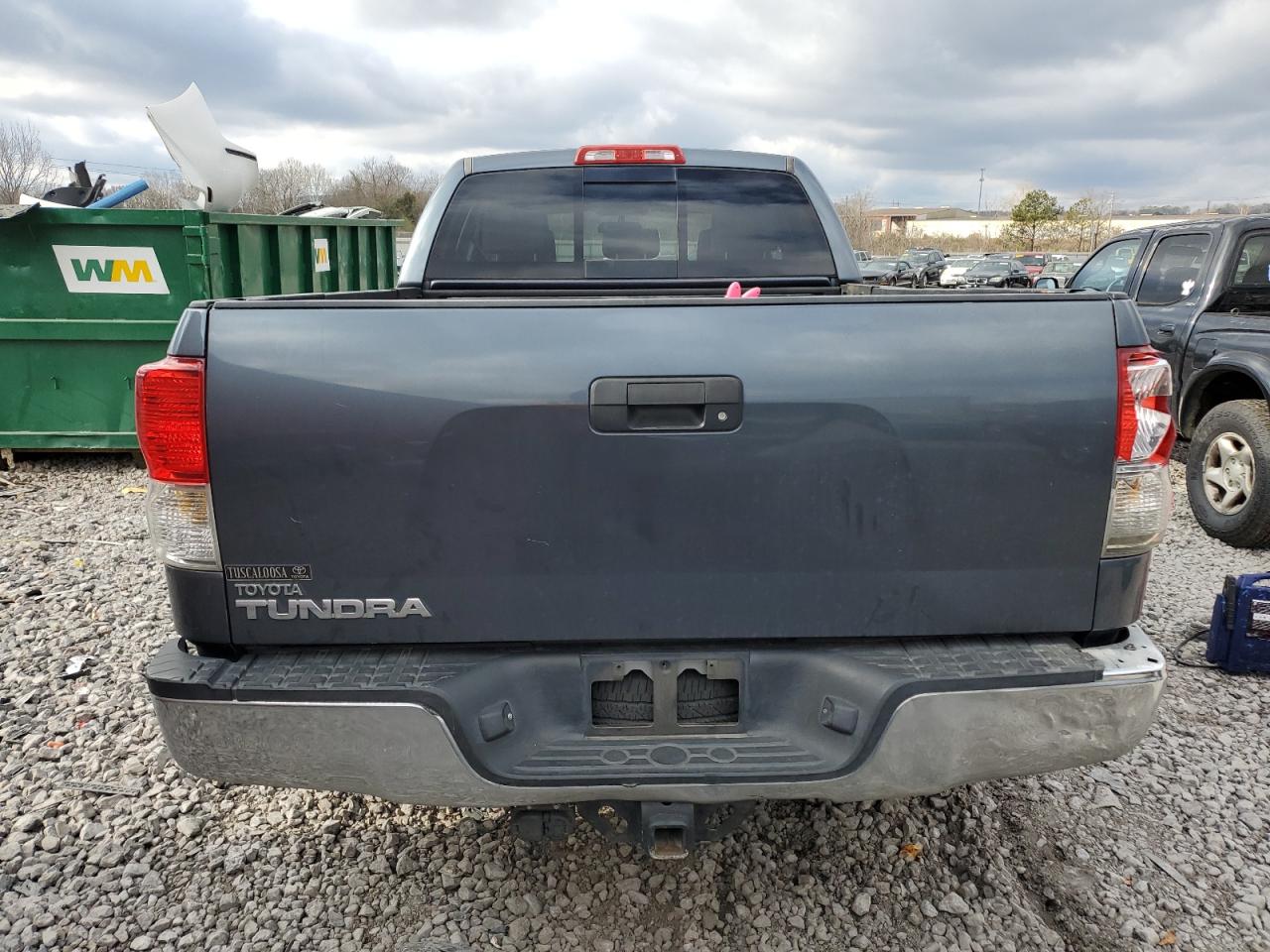 Photo 5 VIN: 5TFRY5F17AX089149 - TOYOTA TUNDRA 