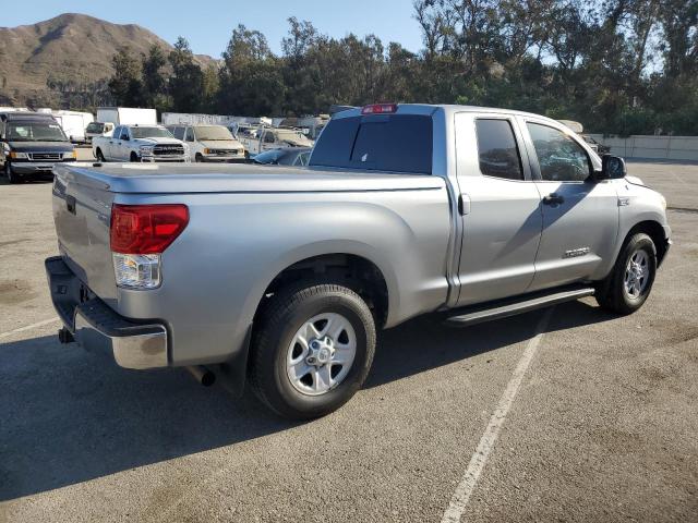 Photo 2 VIN: 5TFRY5F17BX100796 - TOYOTA TUNDRA DOU 