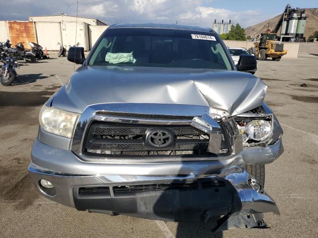 Photo 4 VIN: 5TFRY5F17BX100796 - TOYOTA TUNDRA DOU 