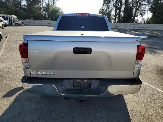 Photo 5 VIN: 5TFRY5F17BX100796 - TOYOTA TUNDRA DOU 