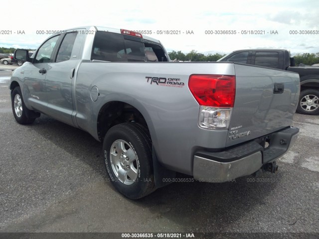 Photo 2 VIN: 5TFRY5F17BX103326 - TOYOTA TUNDRA 2WD TRUCK 