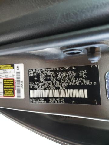 Photo 9 VIN: 5TFRY5F17BX105576 - TOYOTA TUNDRA DOU 