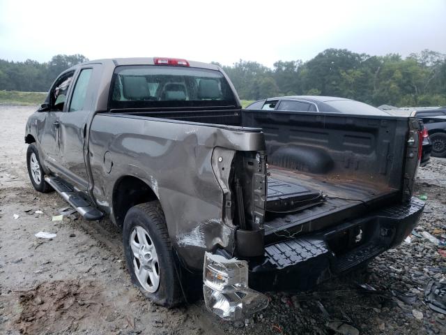 Photo 2 VIN: 5TFRY5F17BX113421 - TOYOTA TUNDRA DOU 