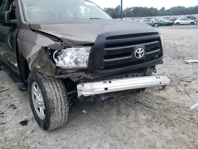 Photo 8 VIN: 5TFRY5F17BX113421 - TOYOTA TUNDRA DOU 