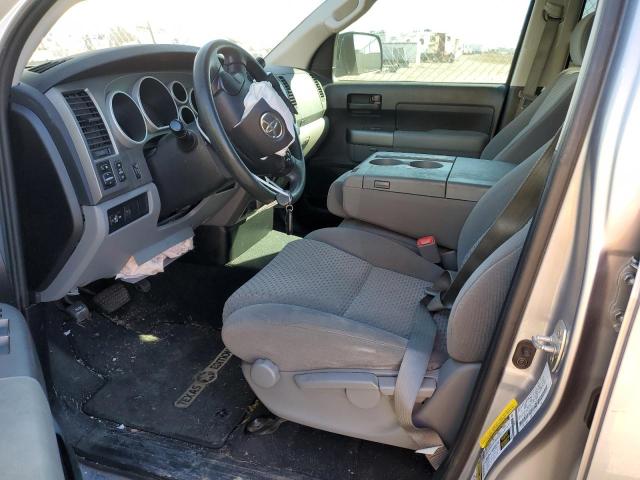 Photo 6 VIN: 5TFRY5F17CX116272 - TOYOTA TUNDRA DOU 