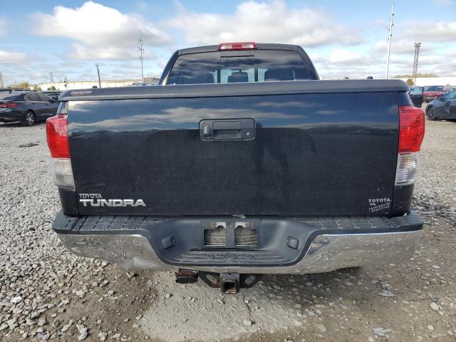 Photo 5 VIN: 5TFRY5F17CX132424 - TOYOTA TUNDRA DOU 