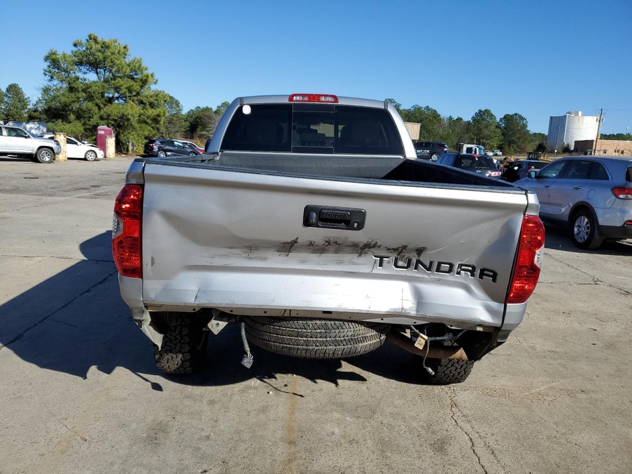 Photo 5 VIN: 5TFRY5F17EX170917 - TOYOTA TUNDRA 