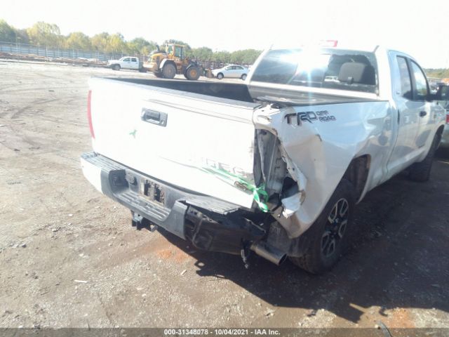 Photo 5 VIN: 5TFRY5F17HX218405 - TOYOTA TUNDRA 2WD 