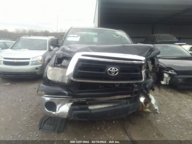 Photo 5 VIN: 5TFRY5F18AX095297 - TOYOTA TUNDRA 2WD TRUCK 