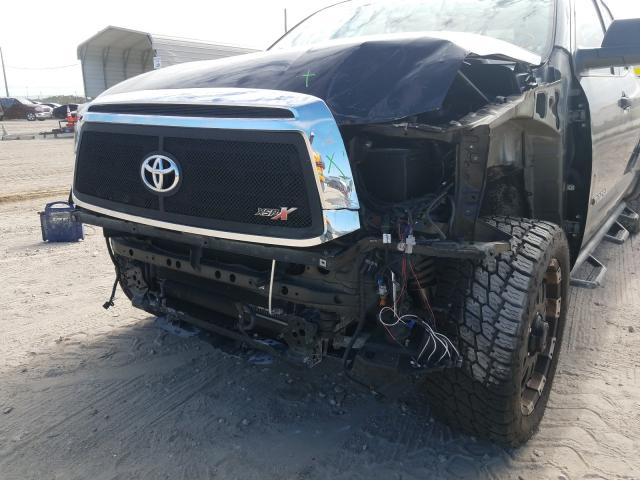 Photo 8 VIN: 5TFRY5F18CX117396 - TOYOTA TUNDRA DOU 