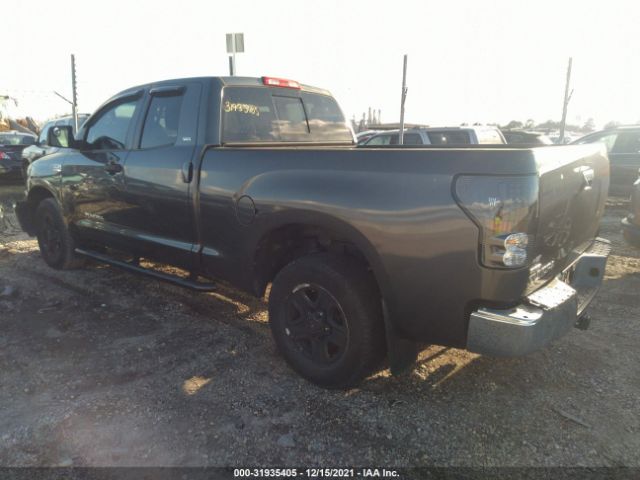 Photo 2 VIN: 5TFRY5F18DX133695 - TOYOTA TUNDRA 2WD TRUCK 