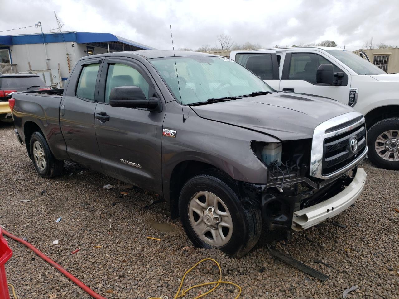 Photo 3 VIN: 5TFRY5F18DX146298 - TOYOTA TUNDRA 