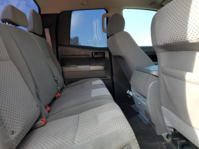 Photo 9 VIN: 5TFRY5F18DX146611 - TOYOTA TUNDRA 