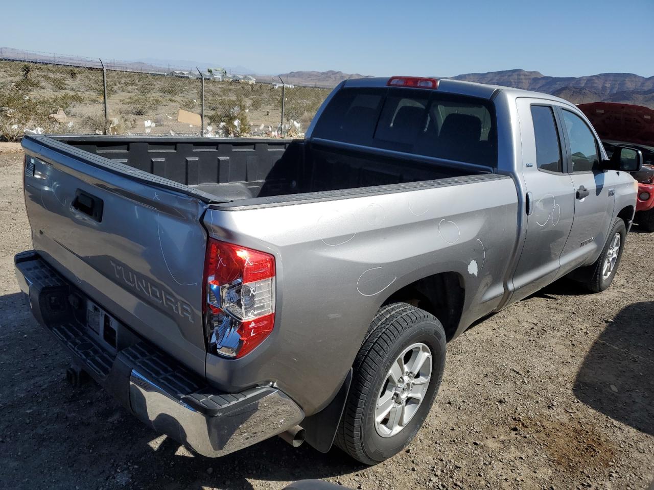 Photo 2 VIN: 5TFRY5F18EX168044 - TOYOTA TUNDRA 