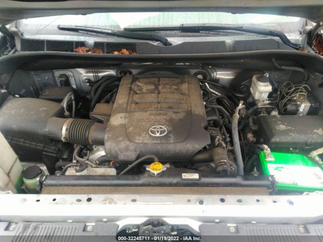 Photo 9 VIN: 5TFRY5F18EX171266 - TOYOTA TUNDRA 2WD TRUCK 